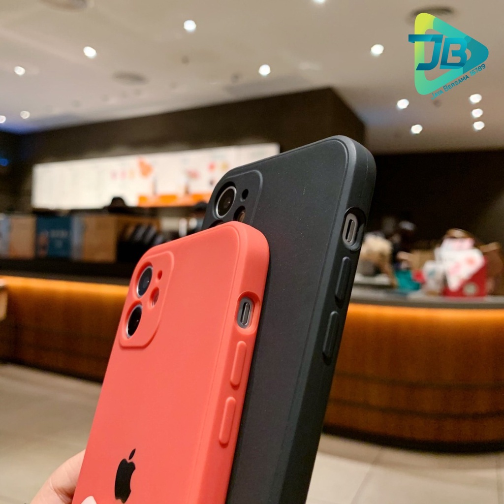 SOFTCASE SLINGCASE ORIGINAL SILIKON PELINDUNG KAMERA I PHONEEE X XR XS MAX 11 JB4879