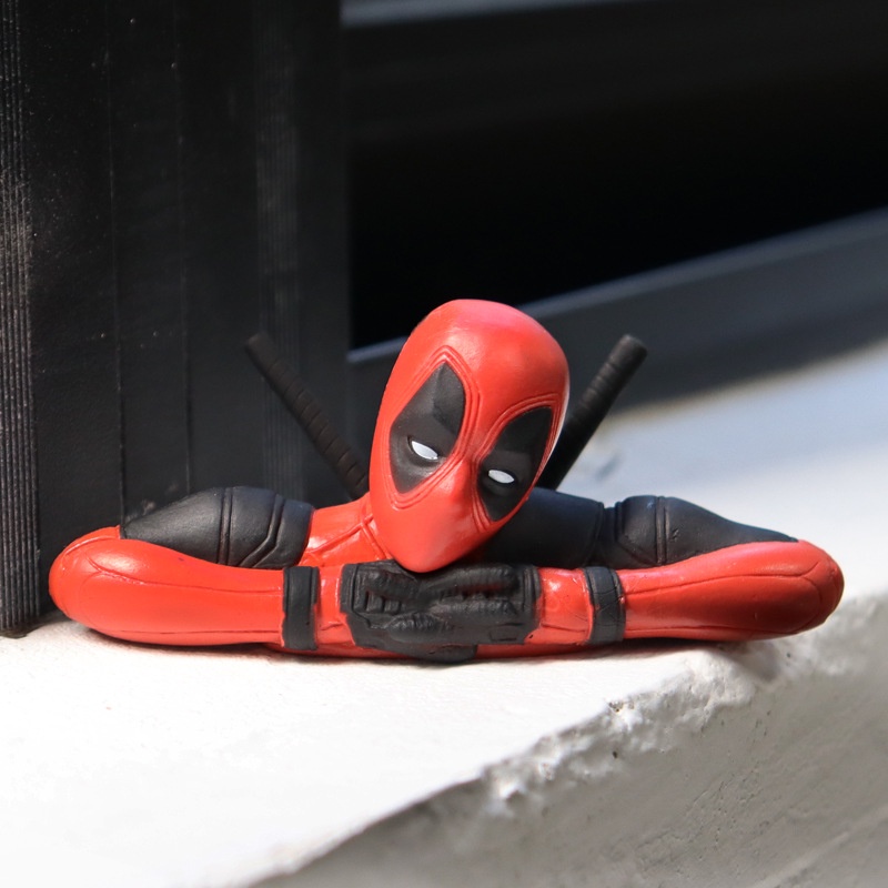 Ornamen action figure Deadpool