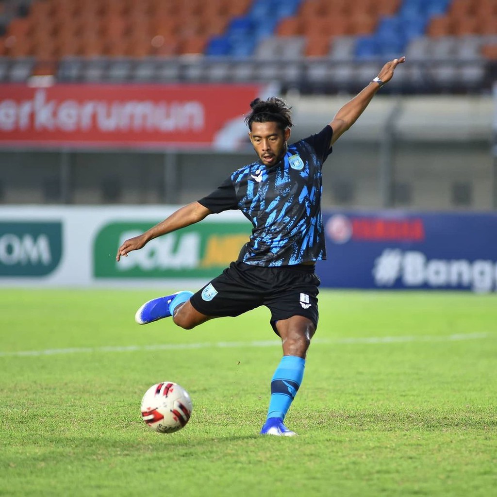 Persela Training 2021 Jersey