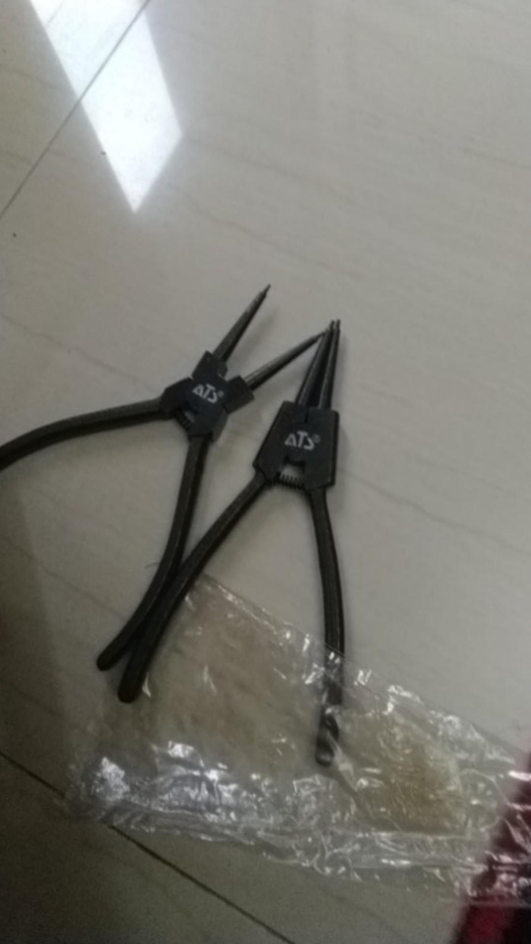 Tang Snap Ring Circlip Lurus 7 Inch Pencet Buka