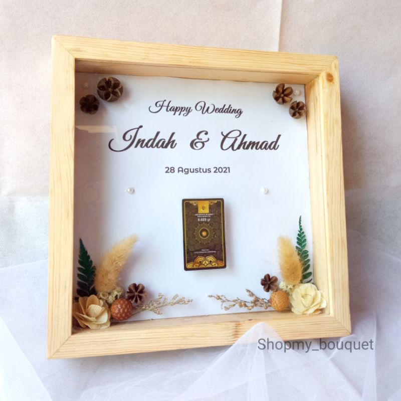 Frame figura flower kado nikah | tunangan mini gold