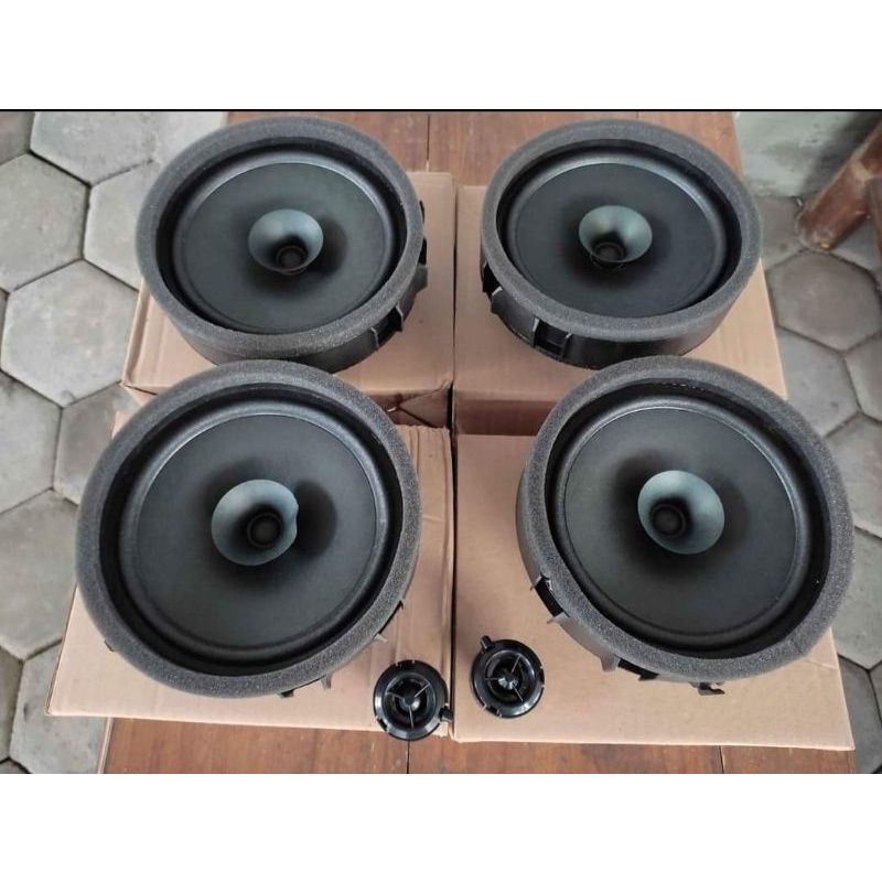 Speaker Pintu Mobil Pajero