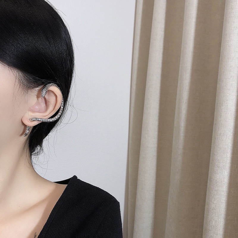 Anting Kait Bentuk Ular Gaya Vintage Harajuku