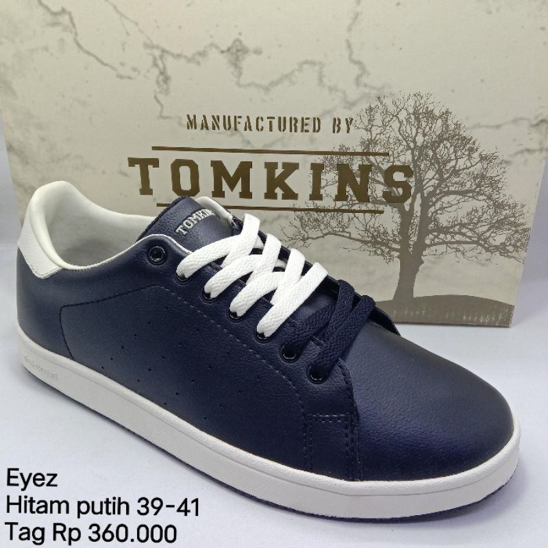 (Size 39-41) EYEZ SEPATU SEKOLAH TOMKINS