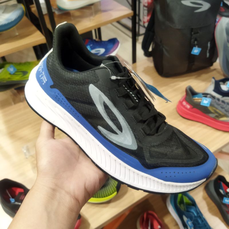 910NINETEN  SEPATU LARI SEPATU RUNNING 910 NINETEN