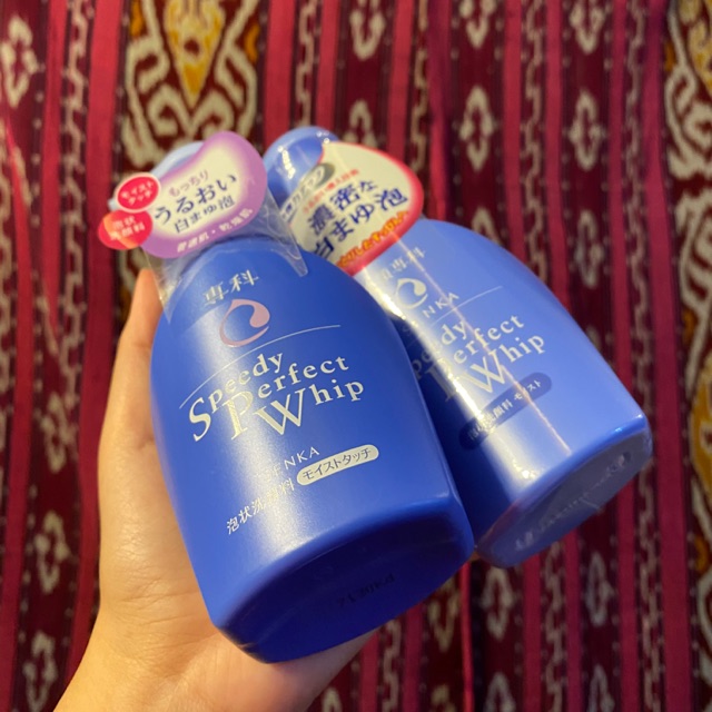 Senka Speedy Perfect Whip