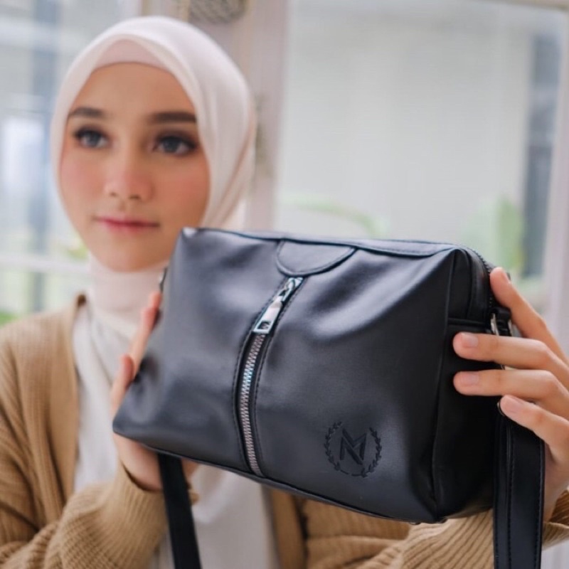 [Best Seller]Tas Selempang Wanita Sling Bag Gayatri by Moonzaya Brand Original Premium Lokal