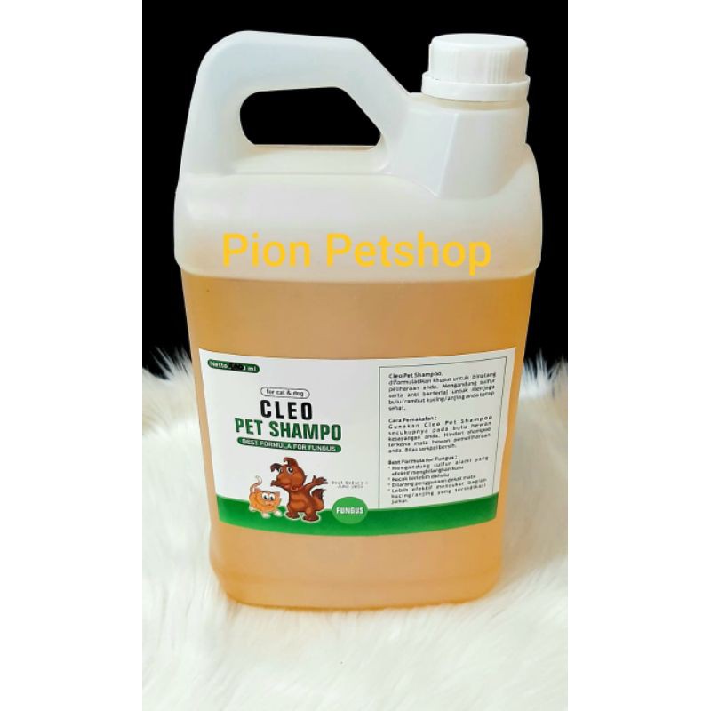 Cleo Shampo Anti Fungus/Jamur untuk anjing dan kucing 5 liter