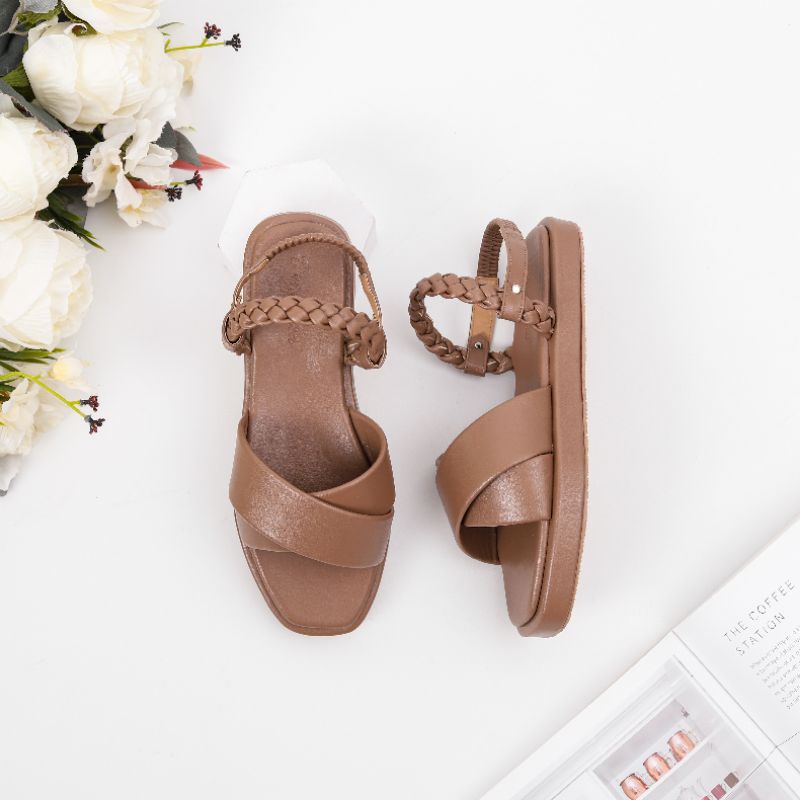 CARTIER DRANATHA SANDAL WANITA