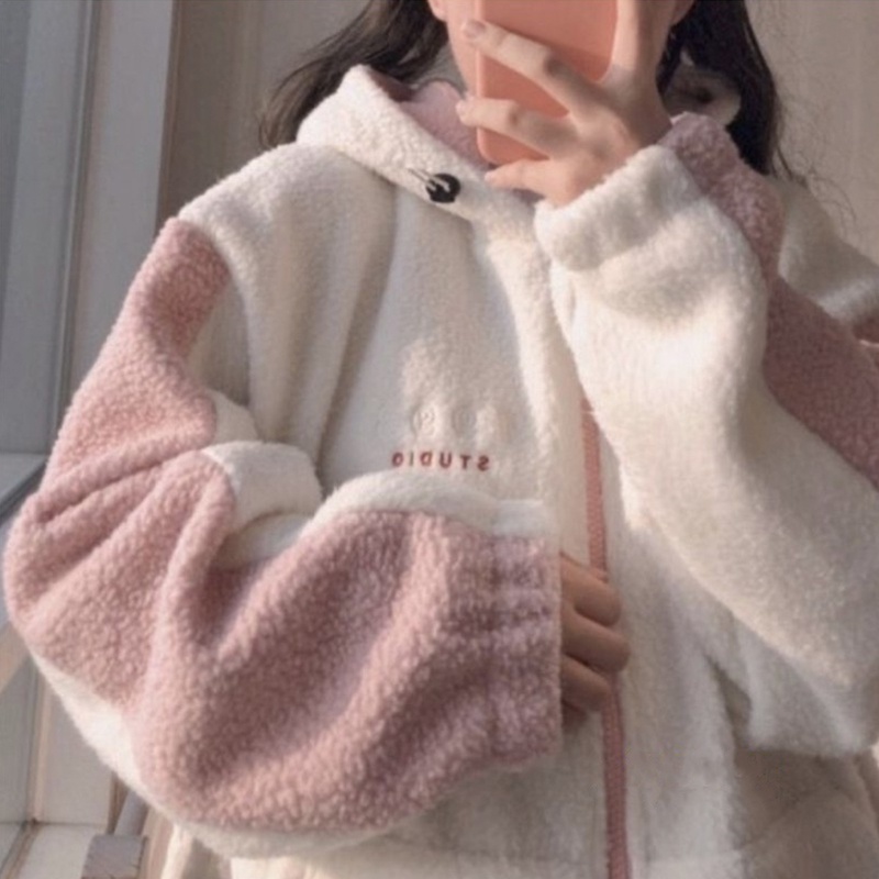 Karuchi ID Jacket Fluffy Hoodie  Vintage Kain Wool Cardigan Mantel Wanita Musim Gugur dan Musim Ding