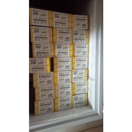 Cacing beku kapsul Pioneer