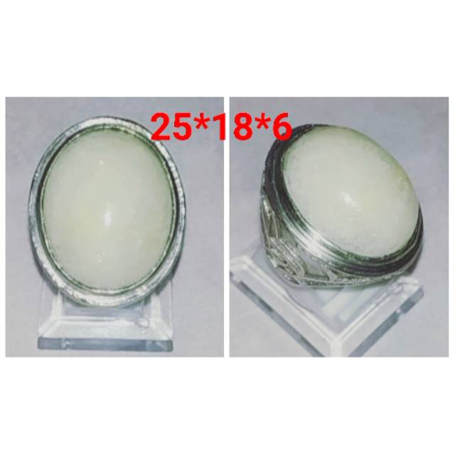 Natural batu mani gajah putih