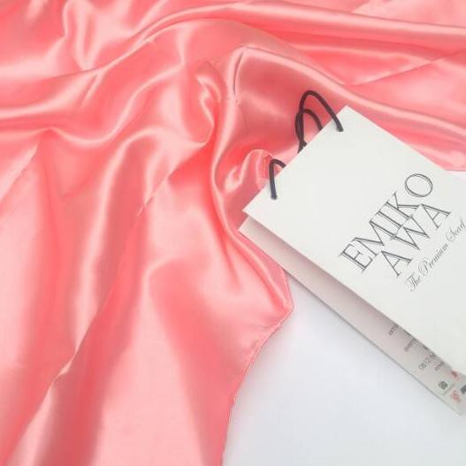 Emikoawa Polos Satin - Segi4 /Syal / Shawl / Scarf /