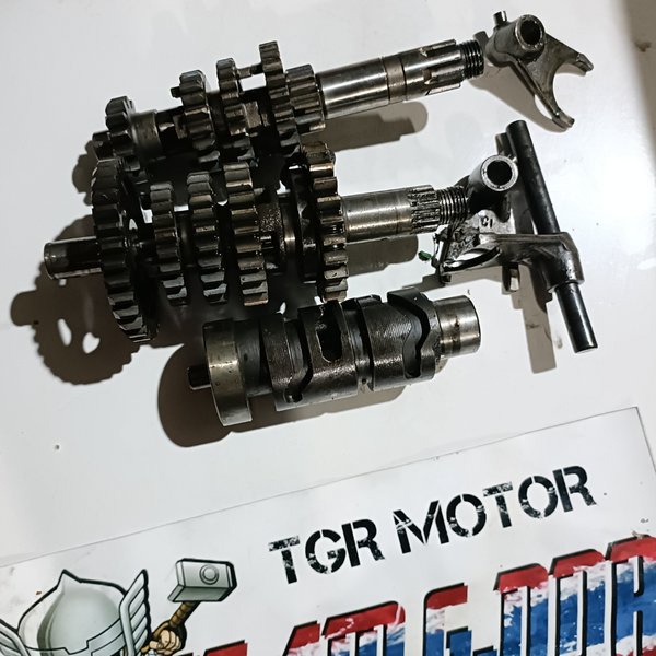 gir gear bok box gigi rasio gearbox gearbok set drum ori original suzuki thunder tunder 125 bekas