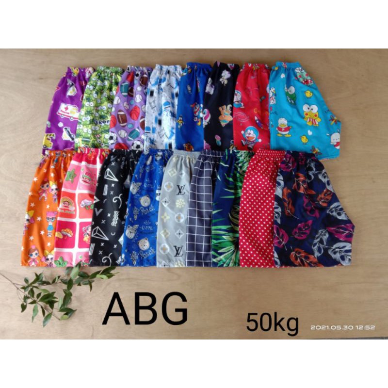 Celana Pendek Wanita Dewasa Motif berat badan 50kg