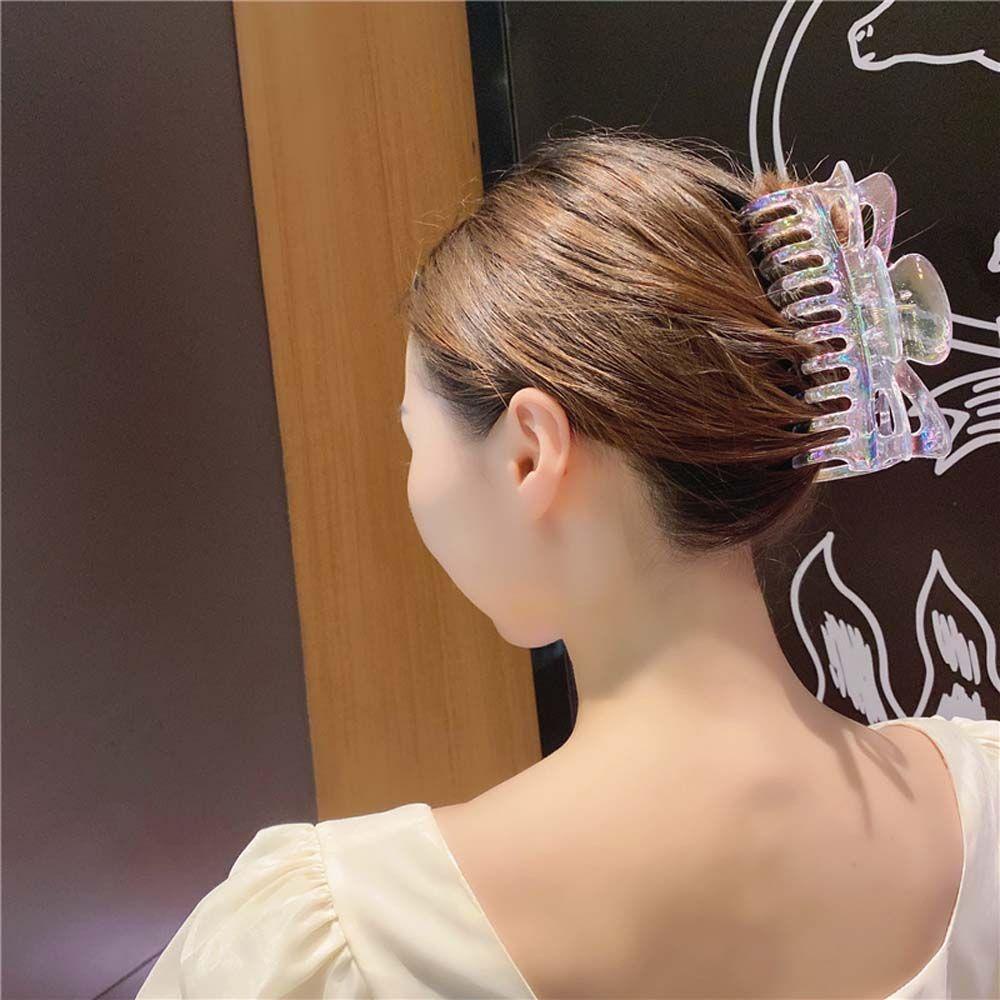 Needway   Acrylic Hair Claw Elegan Geometris Kupu-Kupu Silang Beruang Gadis Laser Hiu Klip