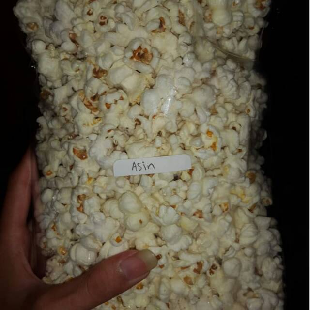 

Cemilan jagung popcron 200 gram