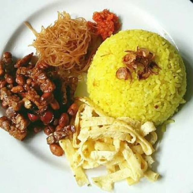 

Nasi kuning