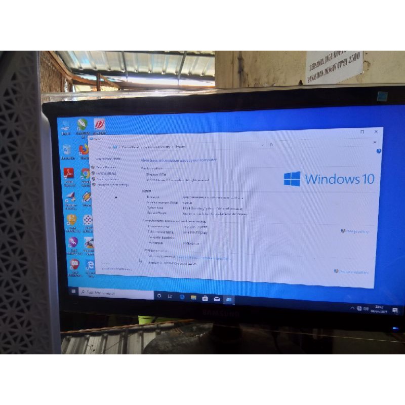 LCD Monitor Samsung 19" Wide VGA input