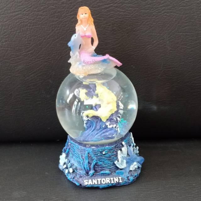 

Snow Globe Santorini size LARGE BESAR