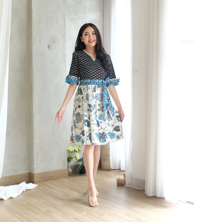 Padma Batik Couple (Jenna - Amber - Brenda - Darcy - Gama - Hera - Intan - Mutia - Nadine )-Hera Dress