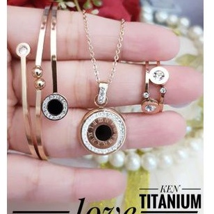 Titanium set perhiasan u629