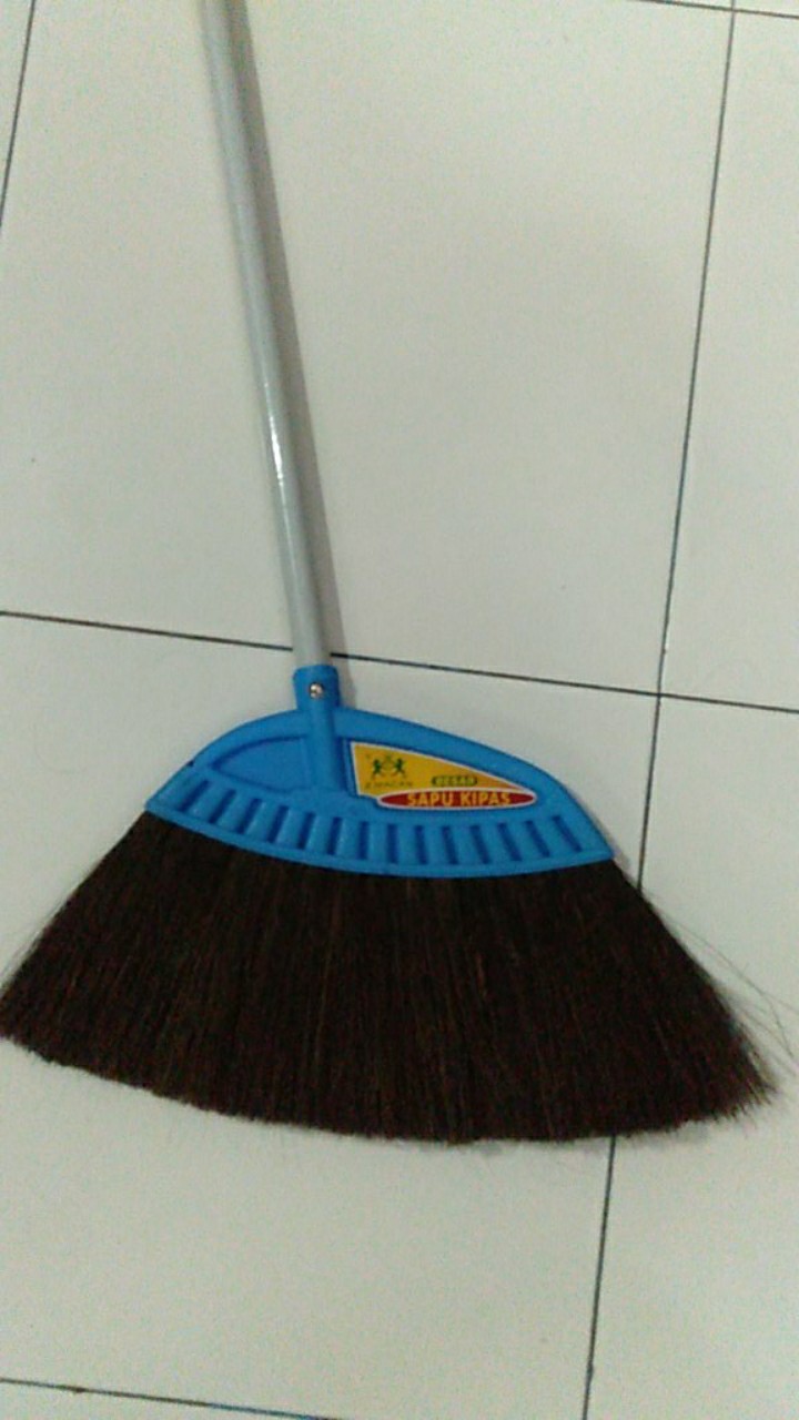 Sapu Ijuk Kipas Hitam 2 Macan