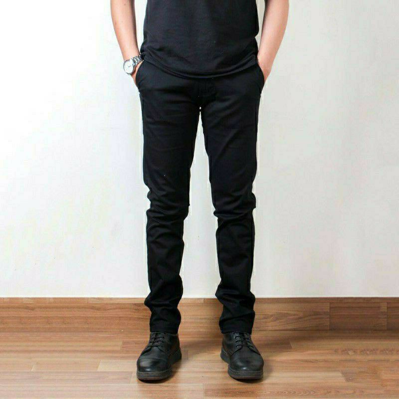 PULLBEAR - Celana Chino Panjang Pria Original Slimfit Bahan Halus