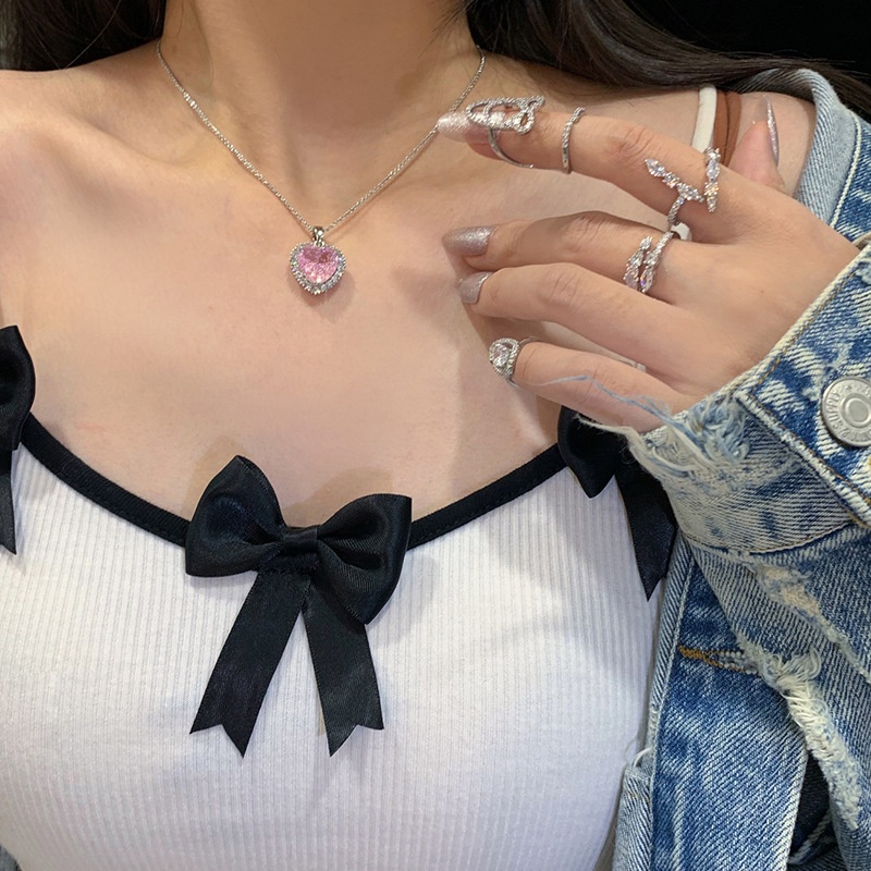 Kalung Rantai Klavikula Desain Hati Aksen Berlian Zirkon Warna Pink Gaya Jepang Korea Selatan Untuk Perempuan