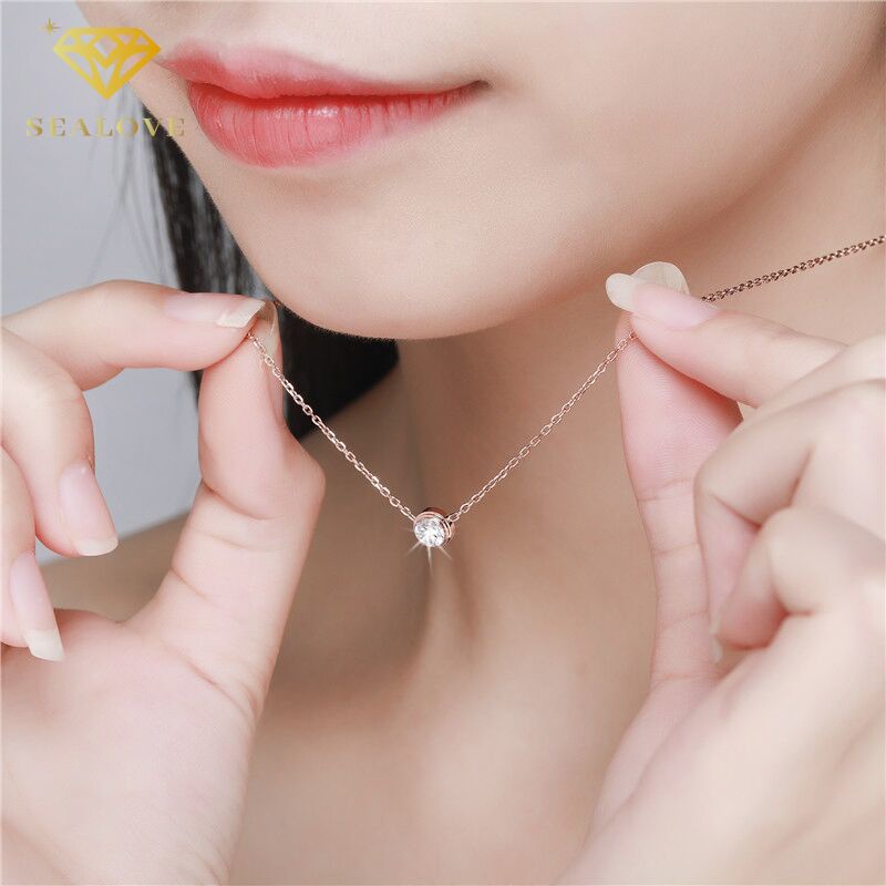 Kalung Titanium Wanita anti karat Liontin Berlian Simple Aksesoris Berkilau Korea