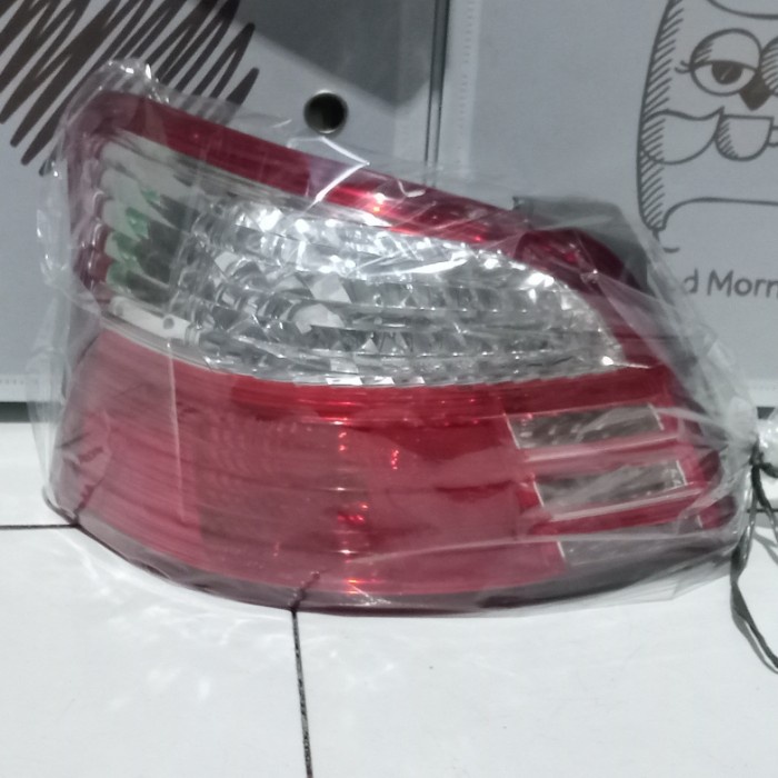 Bekas} stoplamp lampu belakang Vios gen2 Limited