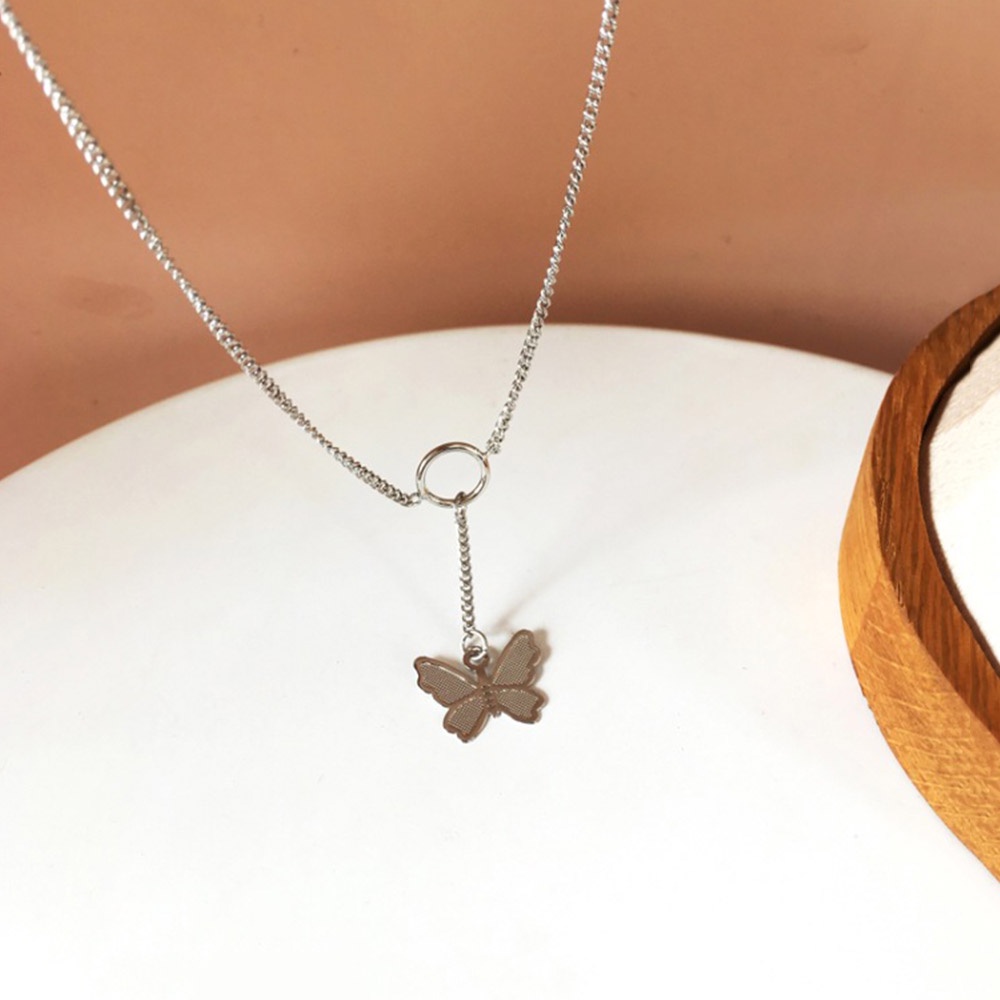 Kalung Choker Liontin Butterfly Bahan Metal Lapis Silver Untuk Wanita