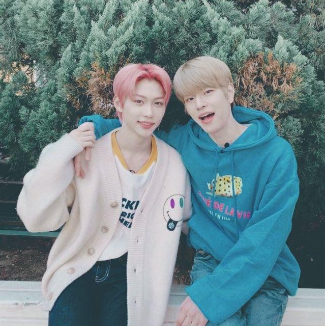 Jaket Anak Ahha Cakar Batik Claw / Hoodie Ahha Cakar Putih