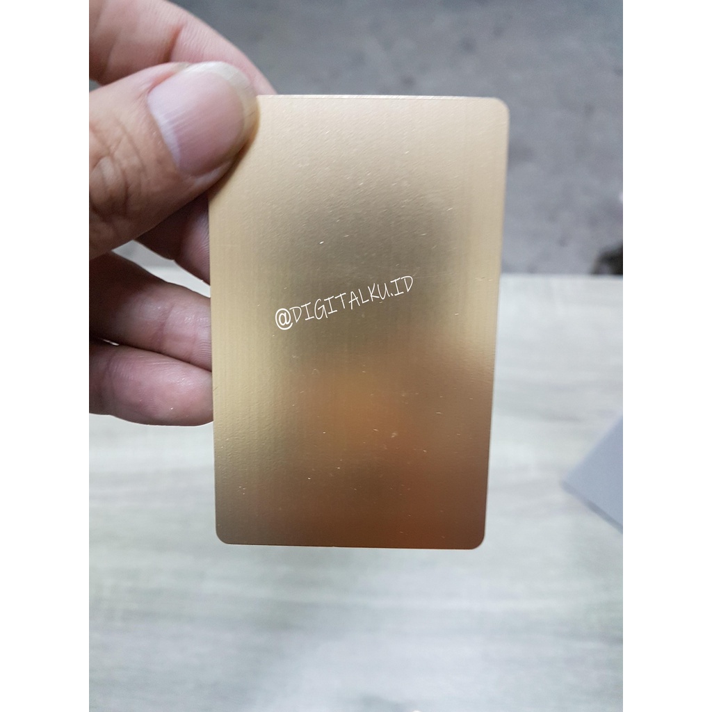 

Kartu Id card / PVC GOLD BLANK ID CARD