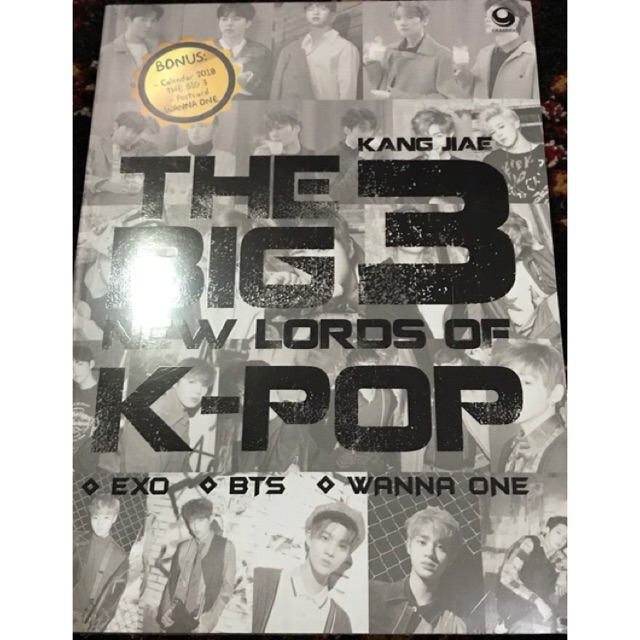 

The Big 3 New Lords in K-Pop Bonus Calender 2018 dan post card wanna one