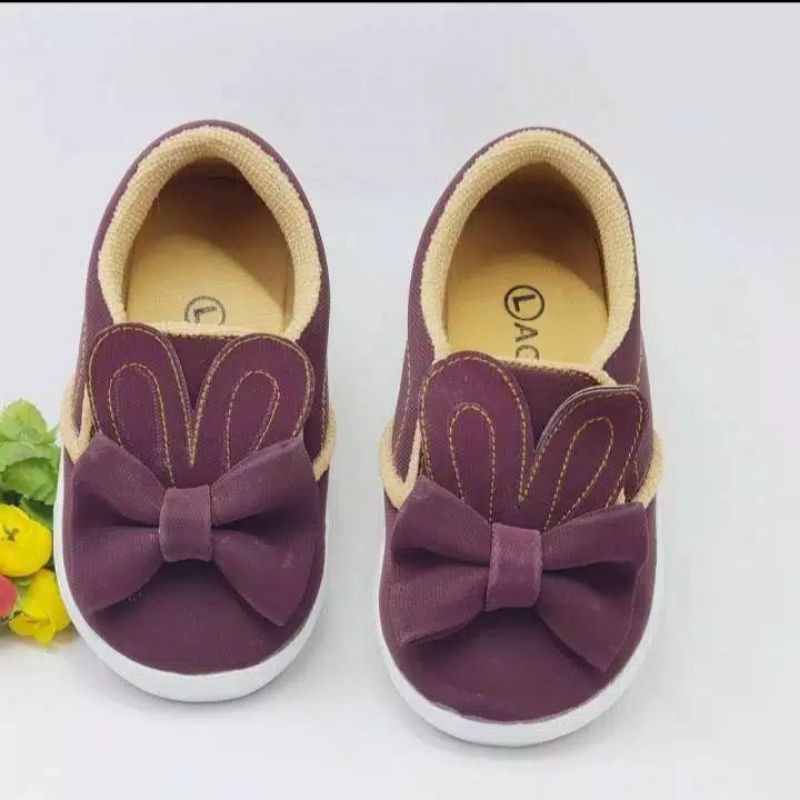 sepatu anak perempuan slip on model kelinci size 22-25