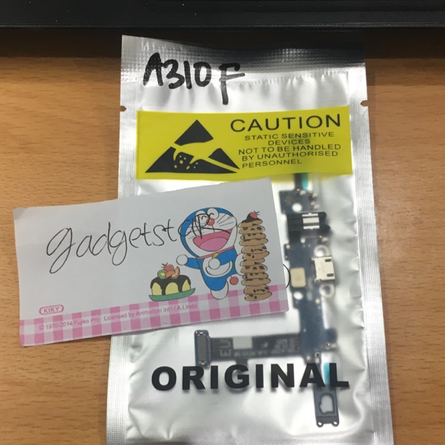 FLEXIBEL PAPAN KONEKTOR CHARGER HEADSET SAMSUNG A310f a3 2017