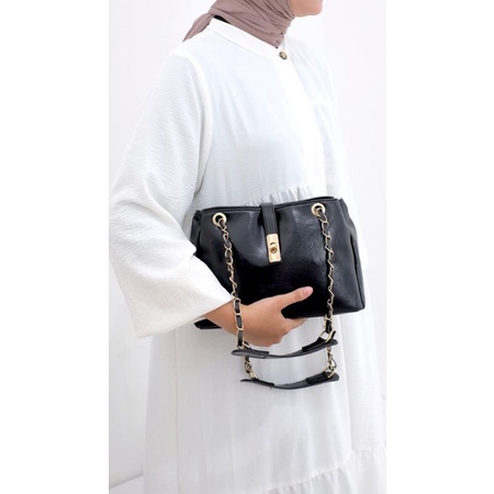 Shoulderbag/Slingbag Code TALYA 3 Ruang