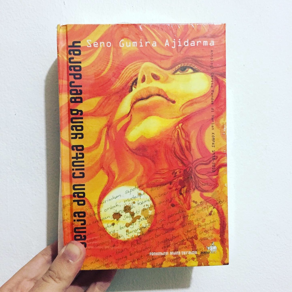 SENJA DAN CINTA YANG BERDARAH - Seno Gumira Ajidarma
