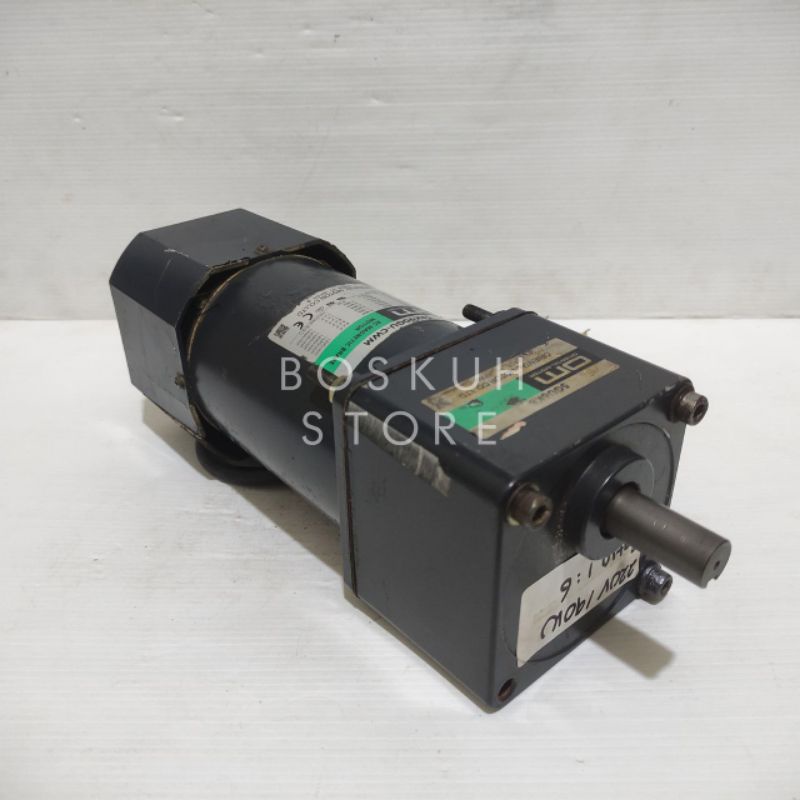 DINAMO AC MOTOR GEARBOX 1 PHASE  90W 1:6 241RPM