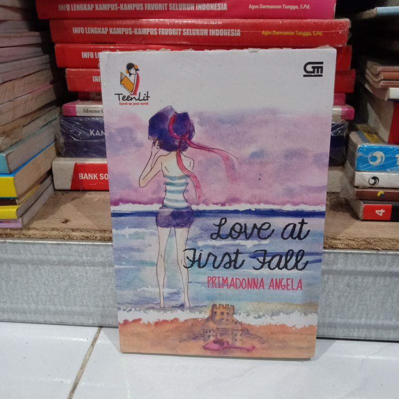 obral buku murah Novel best seller // remaja // wattpad // fantasi // sastra // fiksi // non fiksi part 30-Love at 33