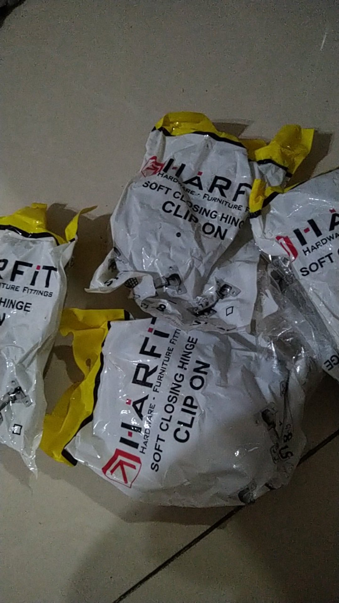 Engsel Sendok Pintu Slowmotion