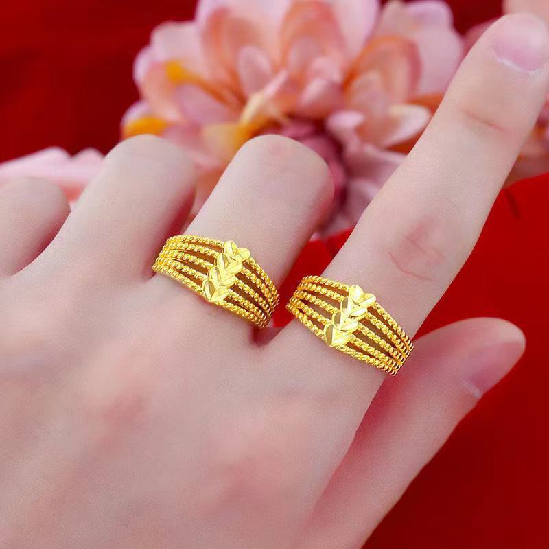 Cincin Model Terbuka Banyak Lapis Bentuk Hati Warna Emas