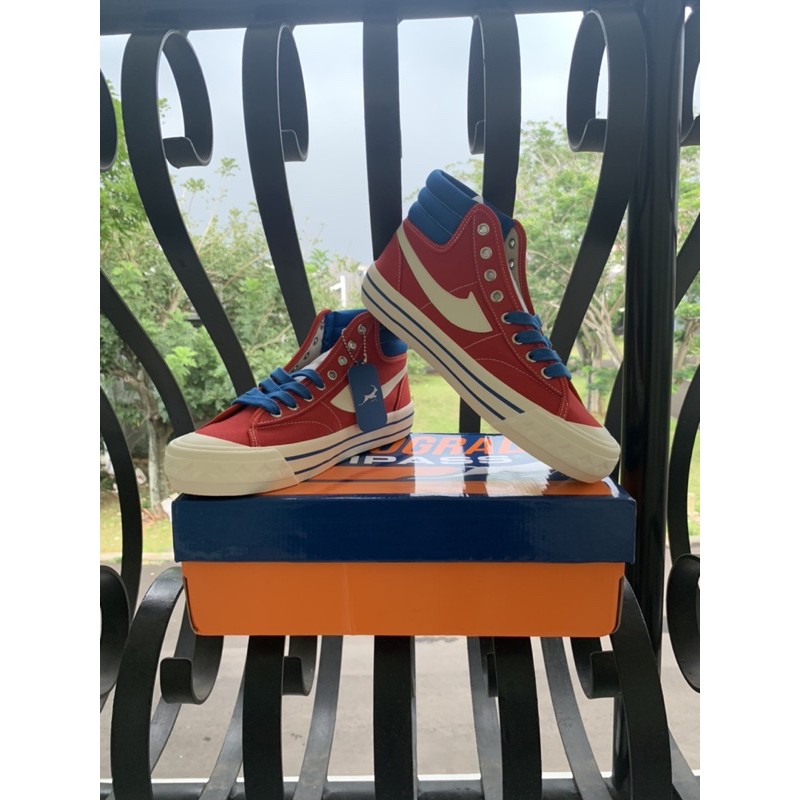 Compass Retrograde High Red Blue (Merah Biru) Exclusive Retailer  Size 40