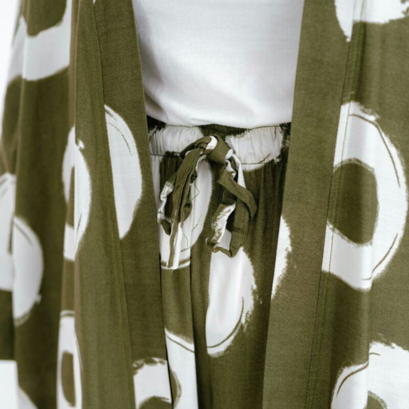 SET OUTER DUNKIN UNIQLO