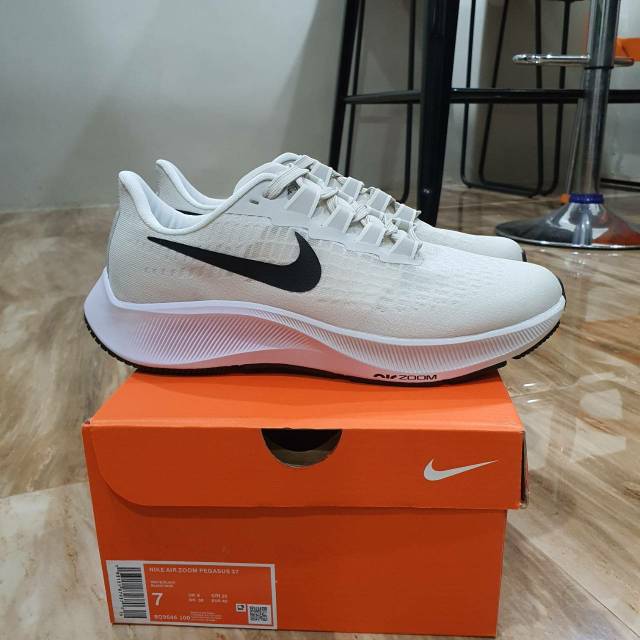 Nike Air Zoomx Pegasus 37