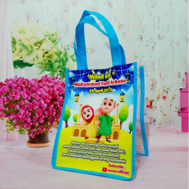 

Tas mika, tas mika Custom, tas ultah, tas ulangtahun, perlengkapan ultah, perlengkapan ultah murah