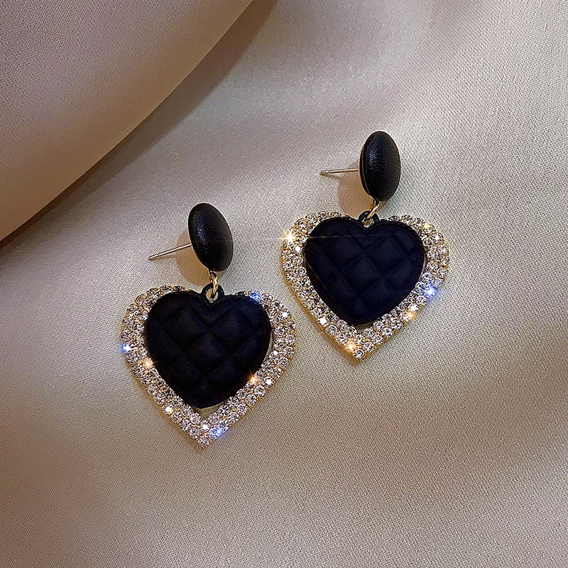 Anting 925 Silver Needle Bentuk Hati Warna Hitam Gaya Retro Untuk Wanita