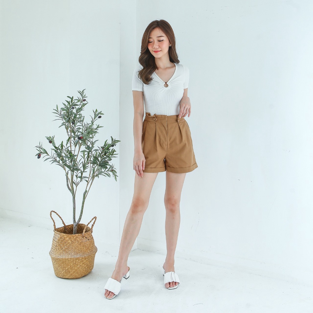 V662 Nyla Short Pants - 4 COLOR &amp; 2 SIZE