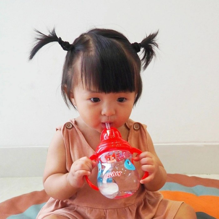 NUBY Tritan Flip It Baby Straw Training Cup Botol Minum Sedotan Bayi